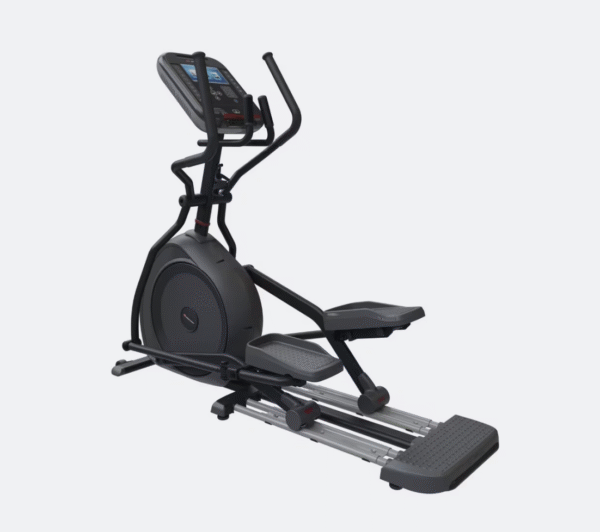 Star Trac 4-Series Crosstrainer - 10" Touchscreen